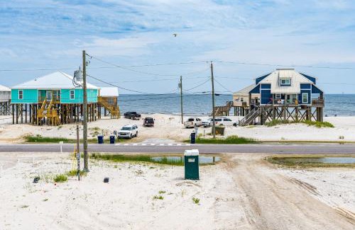 Dauphin Island Casa | Pawprints in the Sand