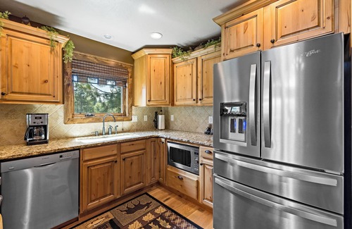 McCall Casa | Payette RIver Estate - Game Room - Hot tub - Firepit - AC - Trailer parking