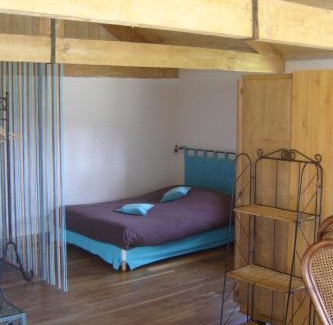 Tour-de-Faure Casa | Paysannerie des Versanes - Chambres et gîte