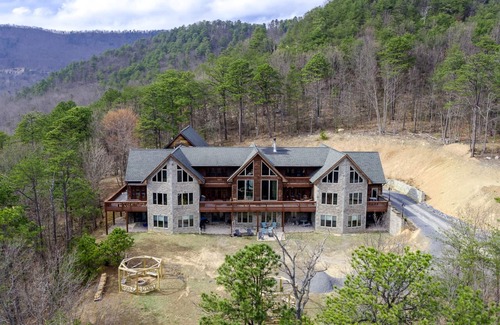 Massanutten Casa | Payton's Peak Mansion Estate en Massanutten Virginia Resort 17,000 pies cuadrados Casa