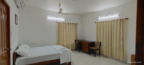 Kazhakuttam Apartamento | PAZHOOR RESIDENCY HOME Stay