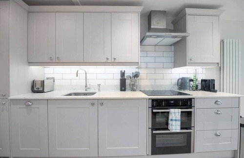 Holland Park Apartamento | PBC | One Bed Flat w/Terrace Notting Hill CLR