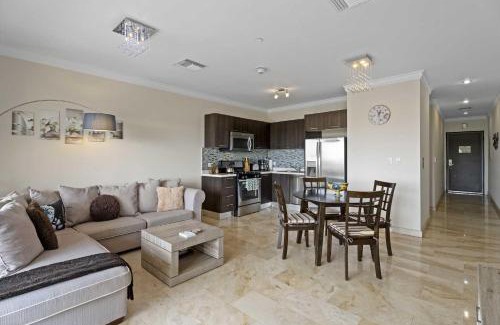 Washington Casa | PC406 - Pool View - 1 BR Perfect for a couple - Close to Palm Beach - 1BR