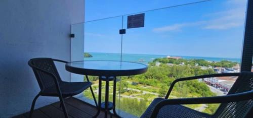 Kampung Bahasa Kapor Apartamento | PD D'Wharf The Bay Superior Queen Room SeaView Balcony