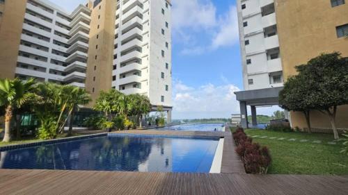 Kampung Bahasa Kapor Apartamento | PD D'Wharf The Bay Superior Queen Room SeaView Balcony
