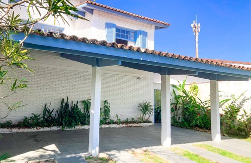 Jardim Virginia Casa | Pe na Areia Enseada a 1 Minuto a pé da Praia