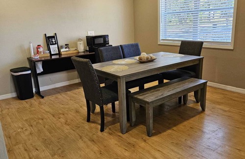 Live Oak Casa | Peace and Comfort in this charming home in Live Oak, Florida