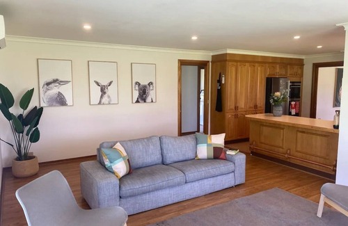 Inverleigh Casa | Peace and Quiet in This Country Retreat