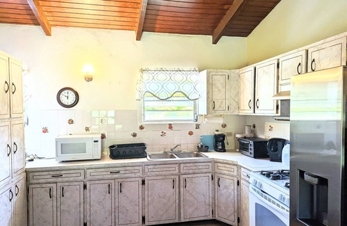 Estate Marys Fancy Casa | Peace and Serenity in a quiet residential neighborhood