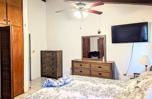 Estate Marys Fancy Casa | Peace and Serenity in a quiet residential neighborhood