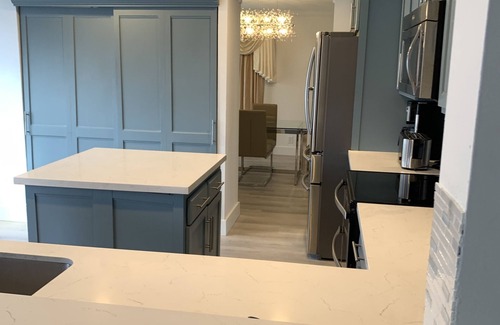 Pembroke Pines Casa | ¡Casa entera de 4/3 con piscina! Alquiler Montly.