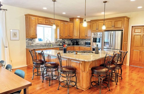 Bentonville - Fayetteville Casa | Peace at The Pines: Leisure on the Lake
