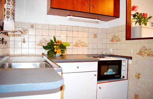 Kato Galatas Apartamento | Peace, comfort and spectacular sea view,3