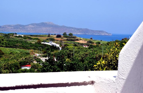 Kato Galatas Apartamento | Peace, comfort and spectacular sea view,3