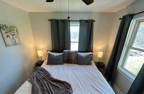 Lewisburg Otro | Peace Creek Cottage on 7+ acres