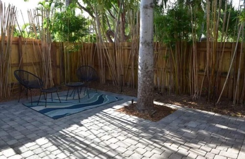 Middle River Terrace Casa | Casa espaciosa, con jacuzzi, corta distancia de Wilton Dr. Bienvenidas mascotas!