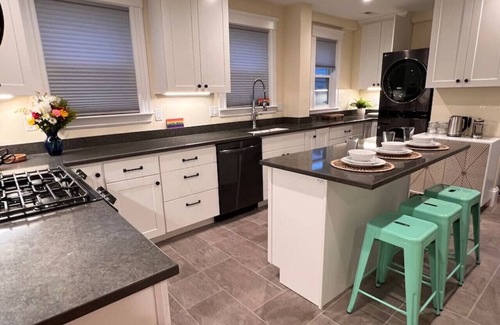 Everett Casa | PEACE IN THE CITY - Humble Luxury minutes from Boston, Beach & Casino
