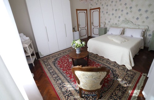 Colonnella Cama Y Desayuno | Peace in the hills a stone's throw from the sea.