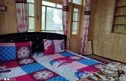 Gulmarg Casa | Peace inn paradise Guest House Gurez