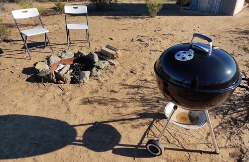 Alpine Alquiler De RV | Peace + Quiet, Views, Grill, Fire Pit, Shower, Wi-Fi, Pet-Friendly!