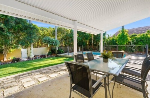 Castaways Beach Casa | Peace within the palms, Castaways Beach