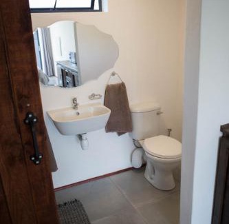 Bloubergstrand Apartamento | Peaceful 1-bedroom flatlet, 10 min from the beach