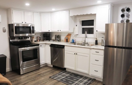 Ellijay Cabina | Peaceful 1br Cabin | Hot Tub | Pets Welcome!
