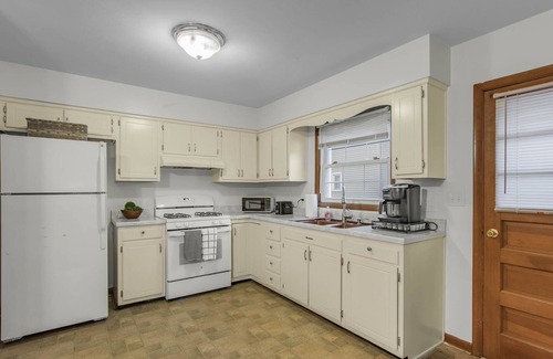 Pittsboro Apartamento | Peaceful 2-Bedroom Apartment - Close To It All!