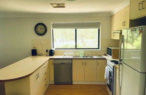 North Wagga Wagga Apartamento | Peaceful 2 Bedroom Home