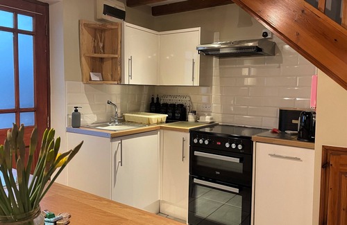 Briggswath Cabaña | Peaceful 2 bedroom cottage in rural location 3 miles from Whitby