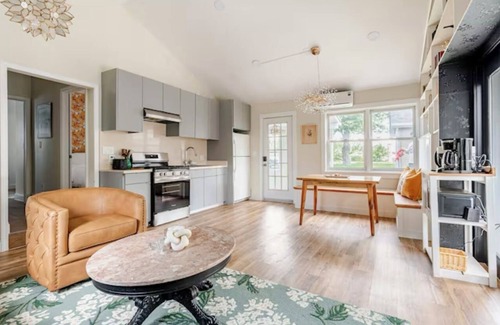 Lorenz Park Casa | Charming house in Hudson