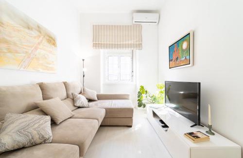 Benfica Casa | Peaceful 2-bedroom House with Garden at the heart of Benfica
