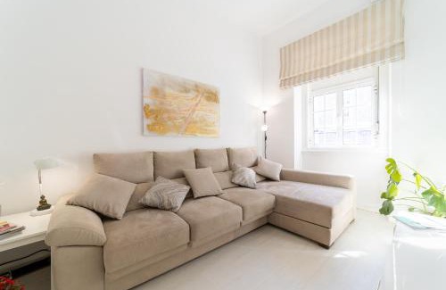 Benfica Casa | Peaceful 2-bedroom House with Garden at the heart of Benfica