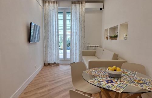 San Giovanni Apartamento | Peaceful 2 Bedrooms with patio, near Metro A
