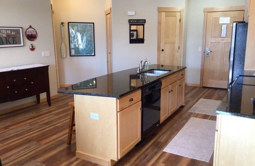 Three Lakes Condominio | Peaceful 2BR/2BA Condo at Northernaire – Your Northwoods Getaway Awaits