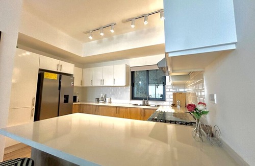 La Ceiba Apartamento | Peaceful 2BR/2BA in Bonita with Pool & Jungle Views