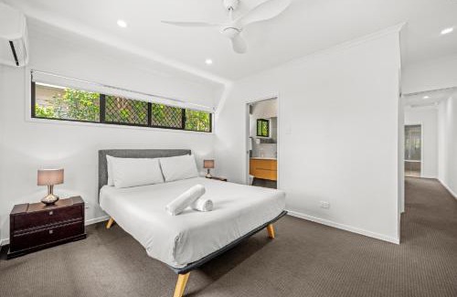 Nundah Apartamento | Peaceful 3BR 2BA with Parking Near Airport and CBD