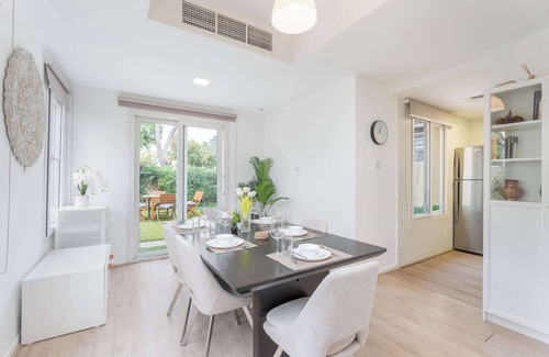 Emirates Hills Villa | Peaceful 3BR Villa in Springs Community - Sleeps 7!