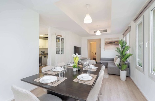 Emirates Hills Villa | Peaceful 3BR Villa in Springs Community - Sleeps 7!