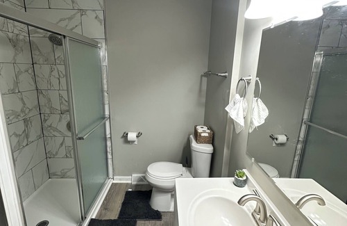 Summit Station Cama Y Desayuno | Peaceful 4-bedroom house in charming Columbus