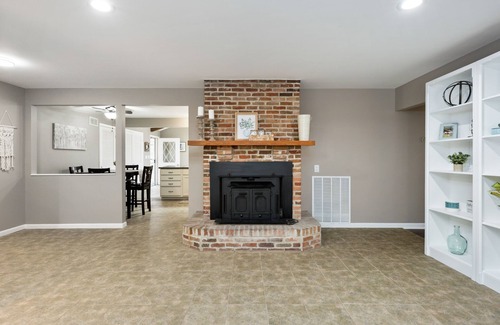 Etna Casa | Peaceful 9-Acre Retreat with Pond, Hot Tub, Trails & Game Room – 3br/2.5ba