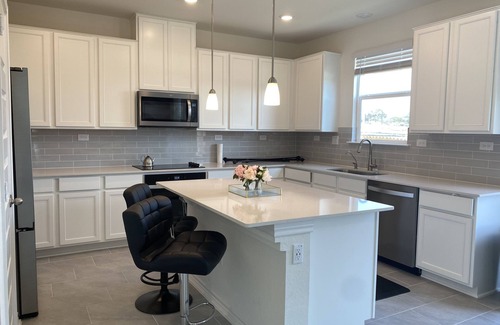 Wetmore Casa | Peaceful and Central house for family fun!