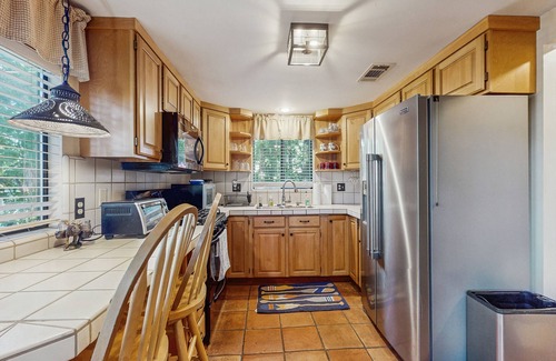 Crest Park Casa | Peaceful and Cozy Cabin- Close to Sky Park at Santa's Village