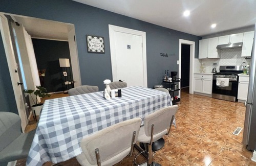 Ashburn Casa | Peaceful and Lovely 3-bedroom house near MDW. Furry friends welcomed