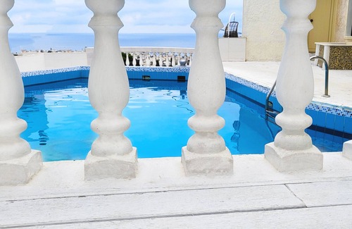 Piskopiano Apartamento | Peaceful And Very Relaxing Suite Near Crete Sea View, Shared Pool, air Condition