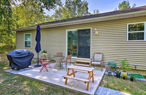 Athens Casa | Peaceful Athens Retreat at Sleepy Hollow Lake