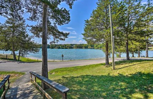 Athens Casa | Peaceful Athens Retreat at Sleepy Hollow Lake