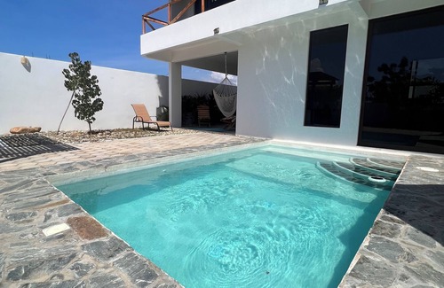 Santa María Tonameca Casa | Peaceful Beach House in Oaxaca-Surrounded by Nature, Pool, Family & Pet Friendly