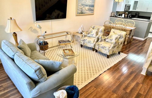 Pelican Bay Condominio | Peaceful beach townhouse