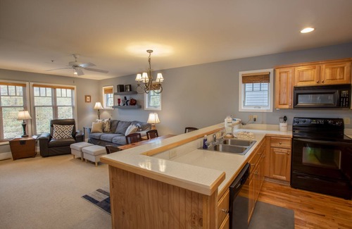 Foscoe Condominio | Peaceful Blue Ridge Getaway at Echota